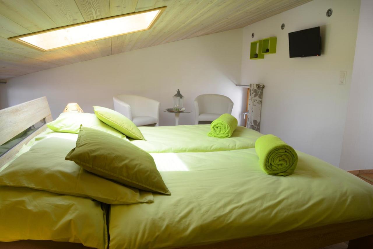 Hotel Chez Constance Saillon Esterno foto