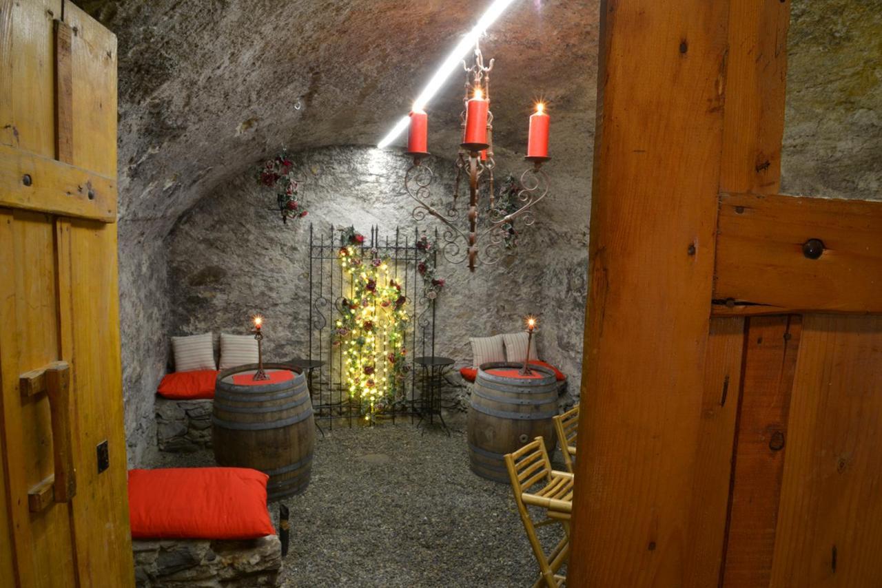 Hotel Chez Constance Saillon Esterno foto